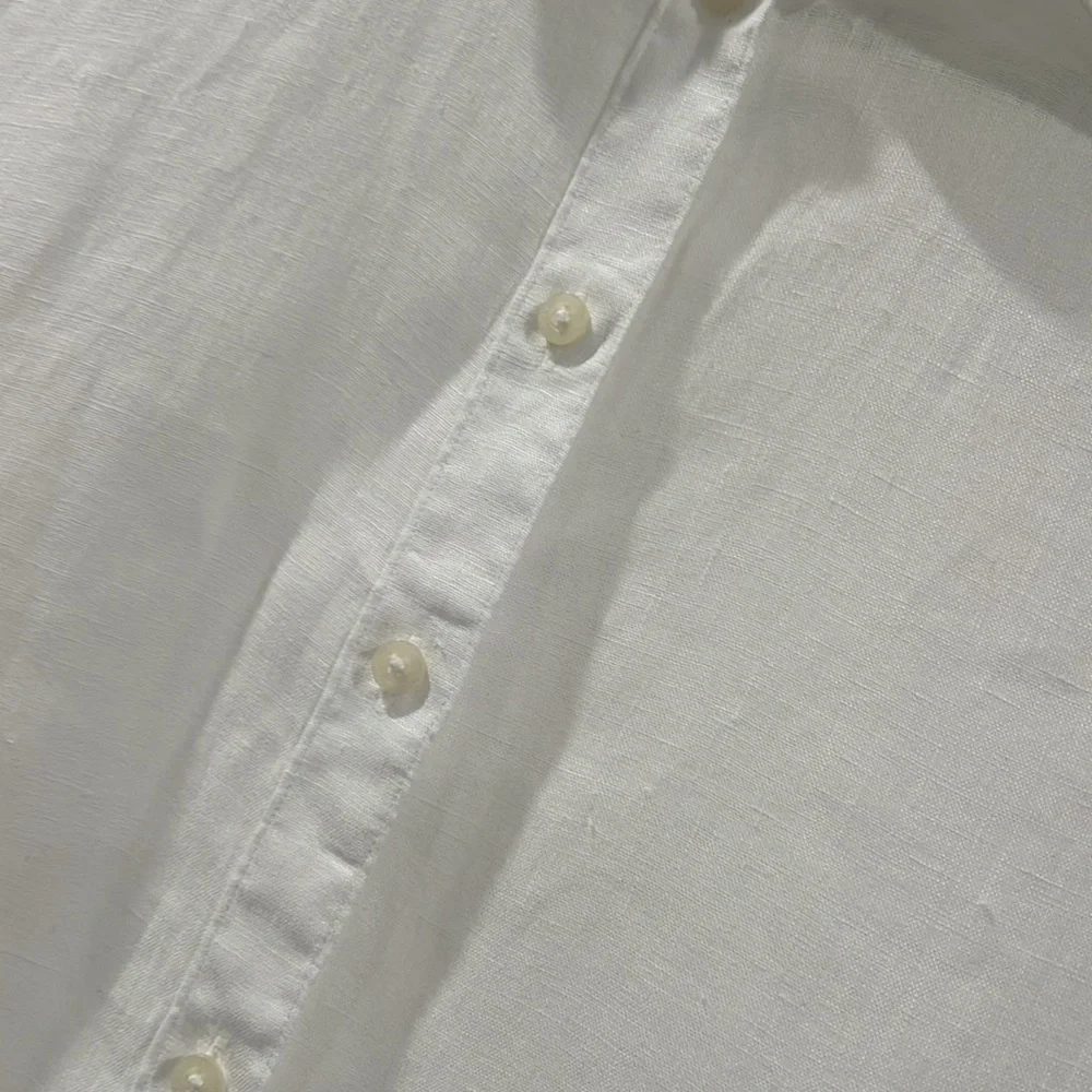Ralph Lauren linen short sleeve button down.  Pristine condition.  Size S - Picture 6 of 9